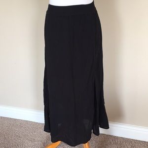 Black skirt size S